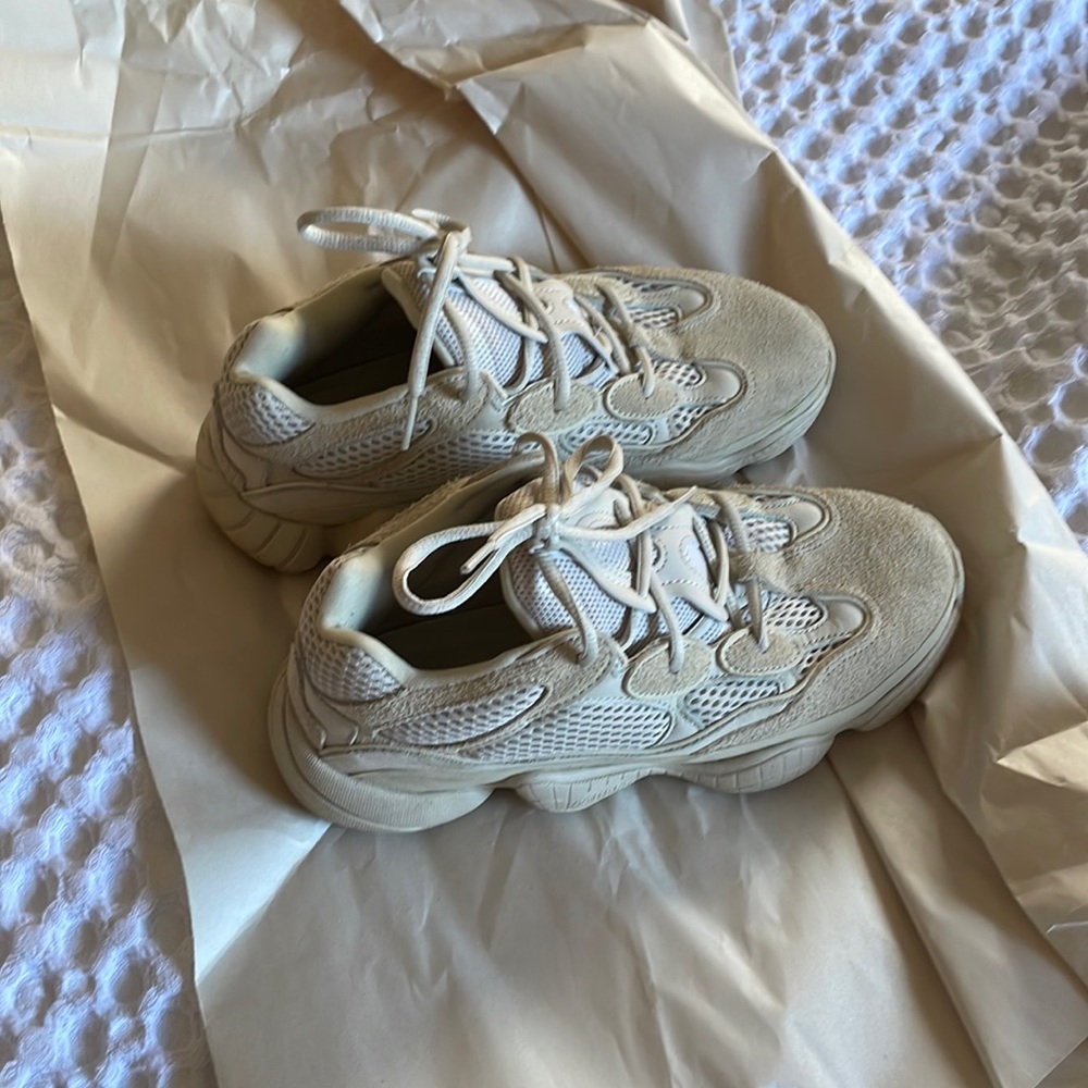 Yeezy Ortholite sneakers